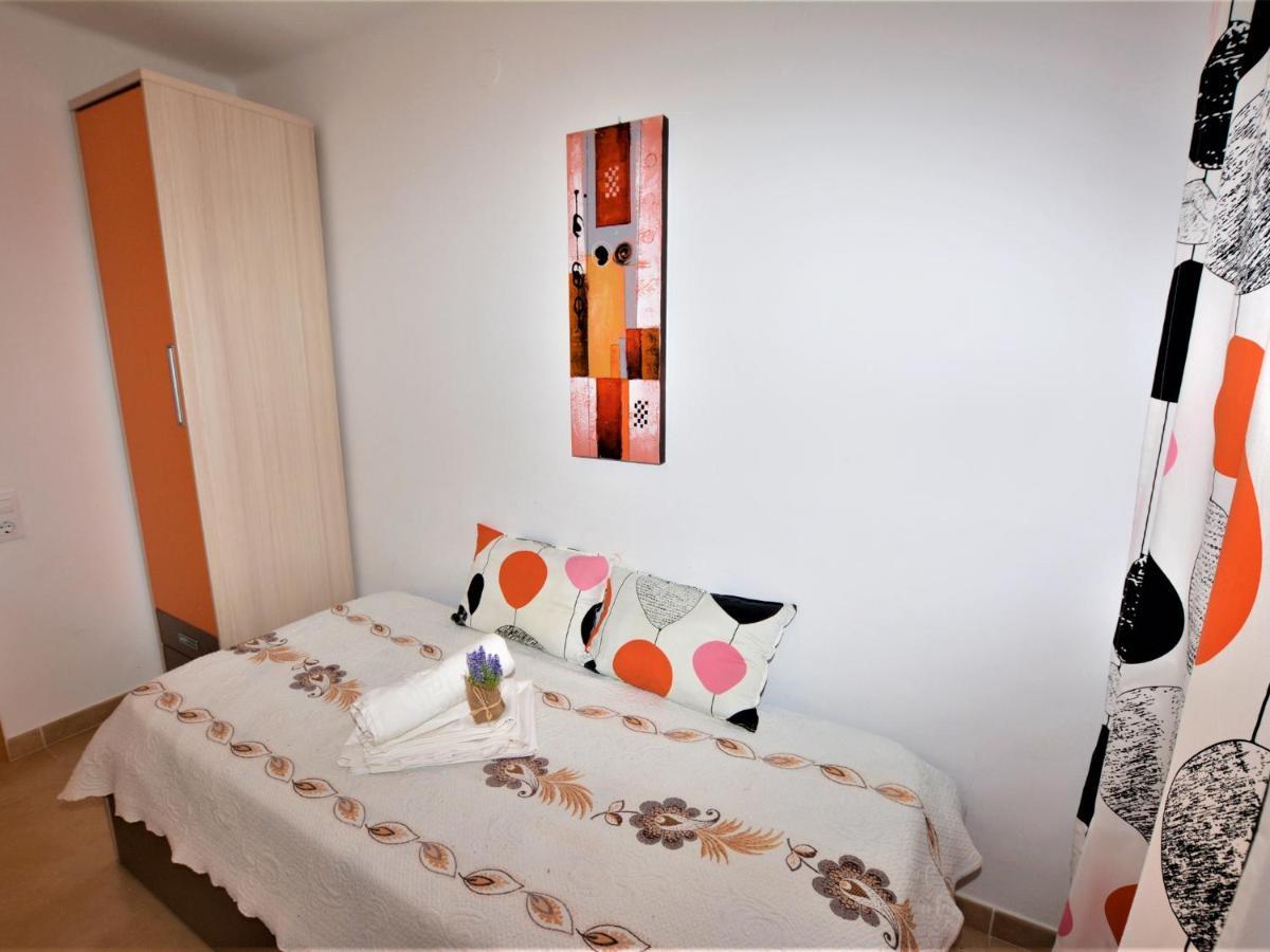 Villa Service - Suissa 2 Калафелл Экстерьер фото